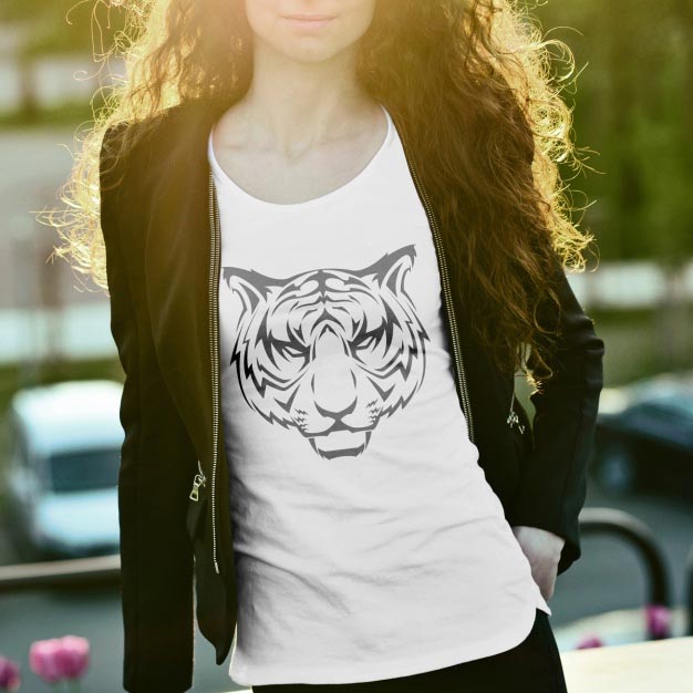 Download T Shirt Girl Mockup Psd Yellowimages